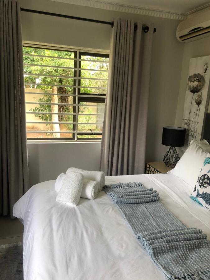 The Outlook Guest House ニューカッスル エクステリア 写真