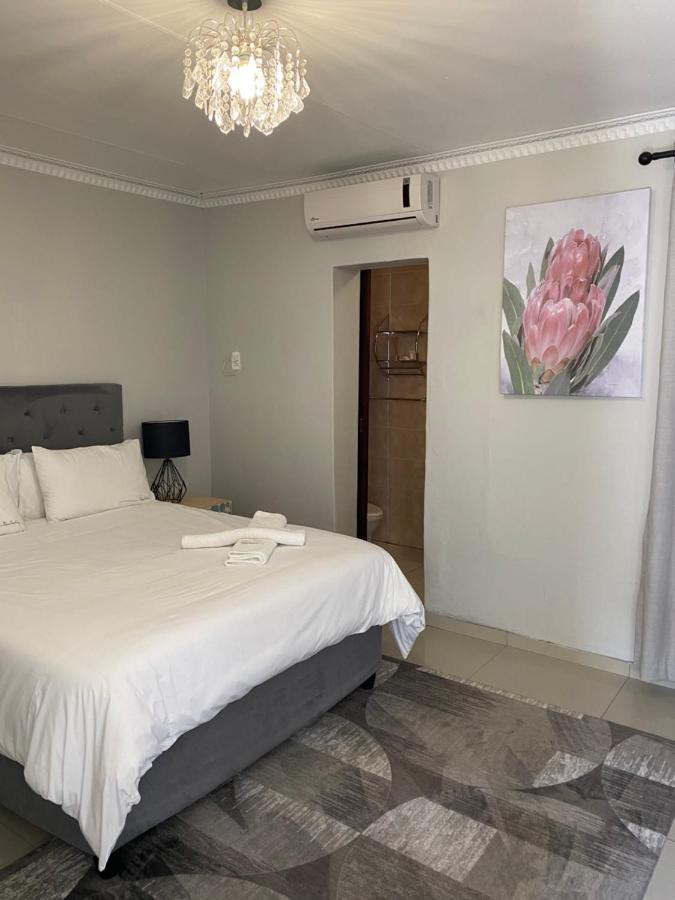The Outlook Guest House ニューカッスル エクステリア 写真