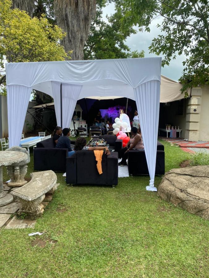 The Outlook Guest House ニューカッスル エクステリア 写真